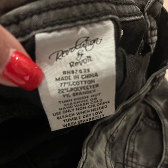 Revolution by REVOLT black acid wash jean - Picture 9 of 9